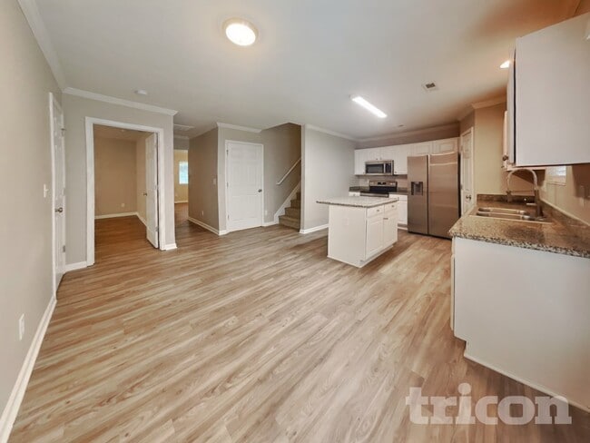 Photo - 314 Walnut Crossing Dr