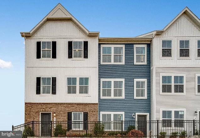 Building Photo - 1327 Cedar Vly Rd