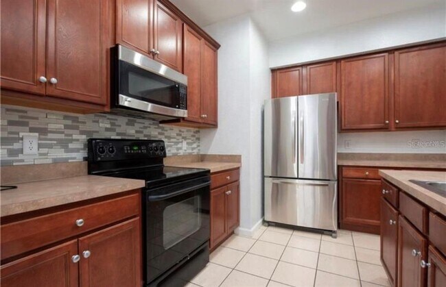 Photo - 3087 Ashland Ln N