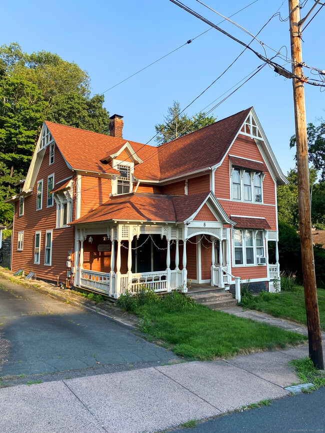 Building Photo - 8 N Park St Rental