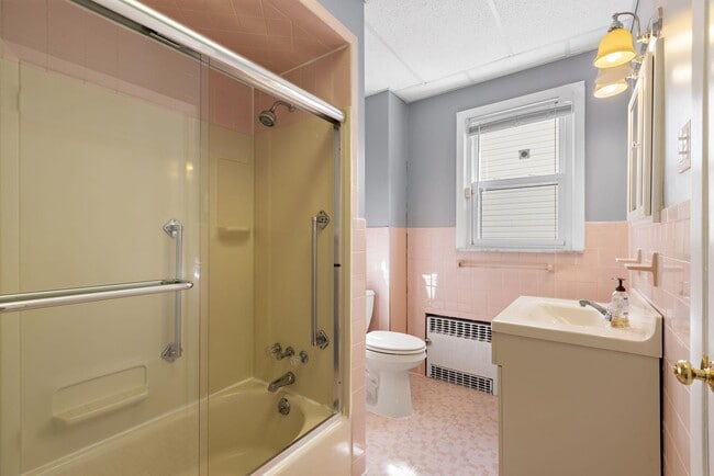 Photo - 520 Schuyler Ave Unit 2