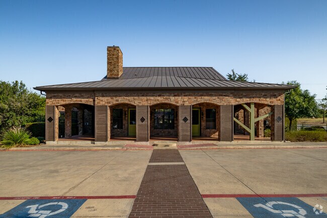 Clubhouse Exterior - Emerge Vista