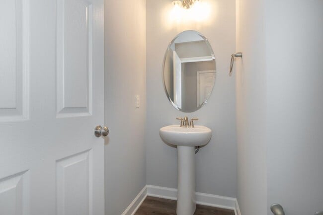 Photo - 504 Wheatley Dr