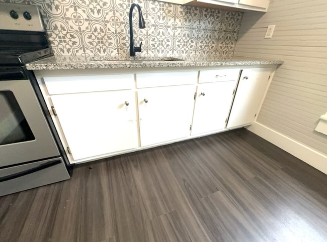 Photo - Charming 2 BR 2 BA in St Elmo