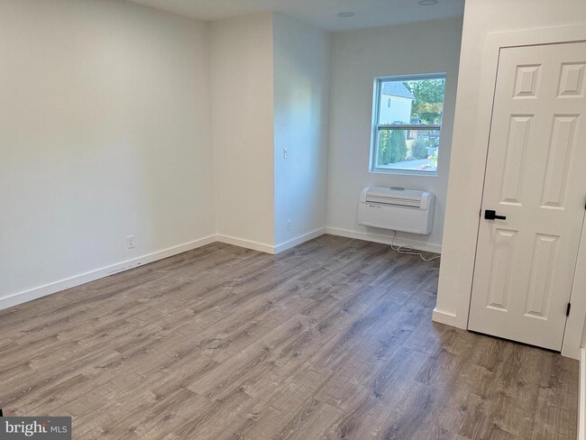 Photo - 6366 Rogers Ave Unit B