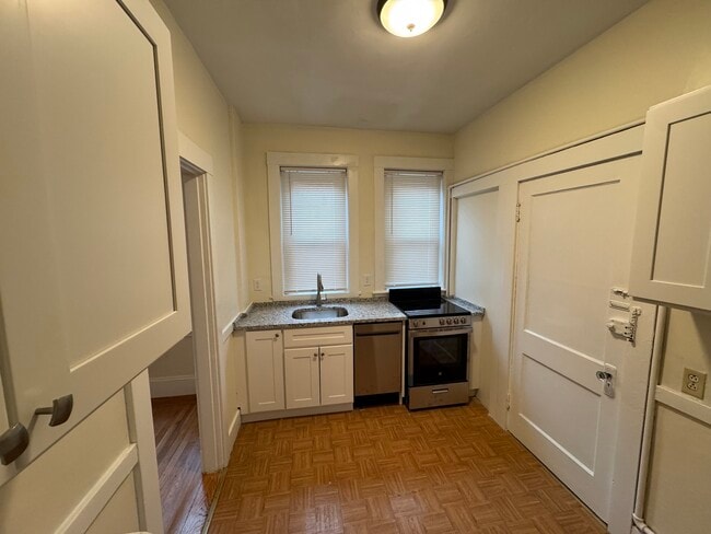 Photo - 1731 Commonwealth Ave Unit 5