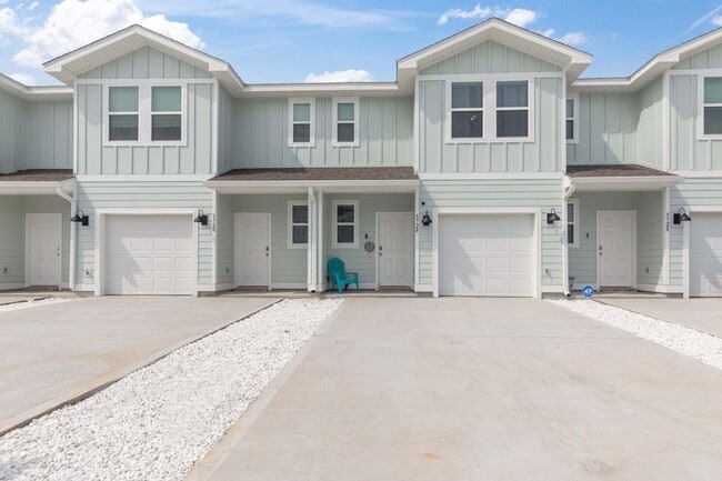 Photo - 5724 Sandy Walk St