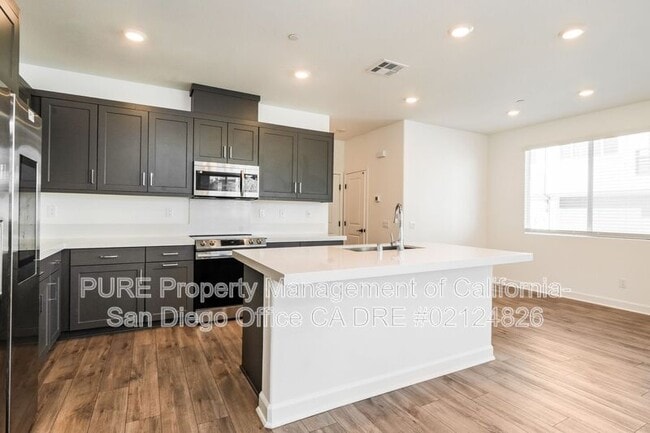 Photo - 812 Mateo St