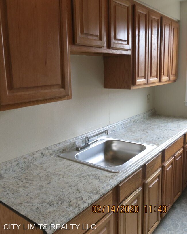 Photo - 3 br, 1 bath House - 1415 CALDER ST