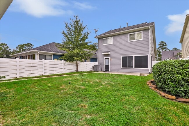 Building Photo - 18631 Atasca Oaks Dr