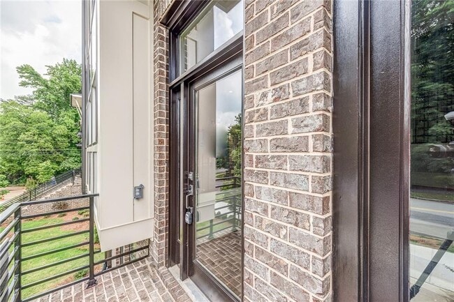 Photo - 3561 Blair Cir NE