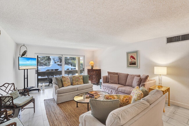 Photo - 1700 SE 15th St Unit 311