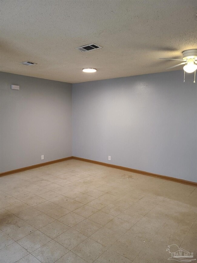 Photo - 1901 W Government St