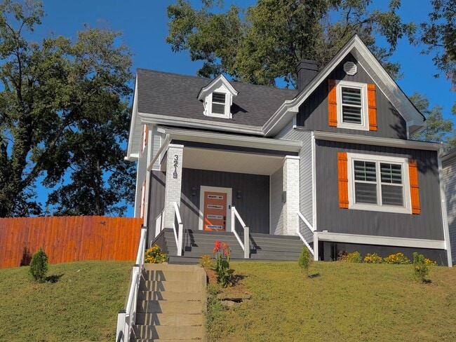 Building Photo - 3219 Beresford Ave