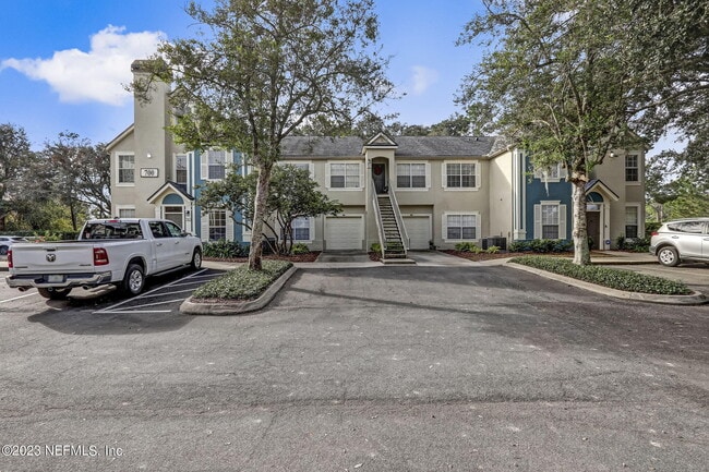 Photo - 13700 Richmond Park Dr N Unit 706