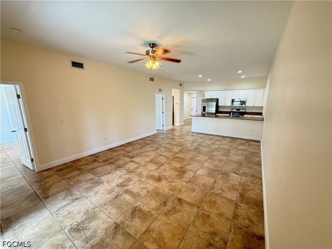 606 SE 13th Terrace