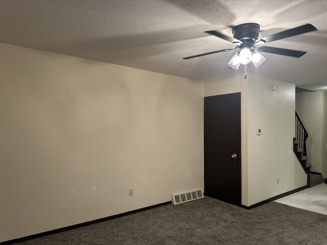 Photo - Two bedroom Townhouse off Lewis Ave near Alexis Rd.