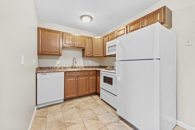 Photo - 23210 Huron River Dr