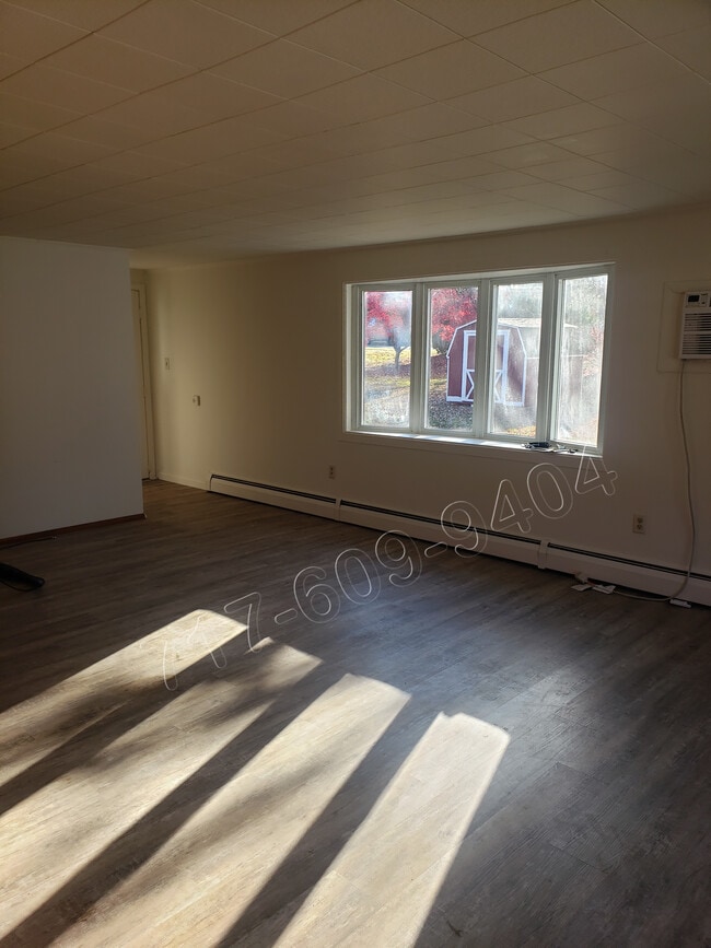 Building Photo - 113 Remsburg St Rental