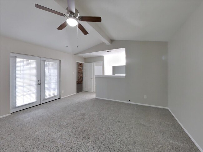 Photo - 11519 Perry Rd