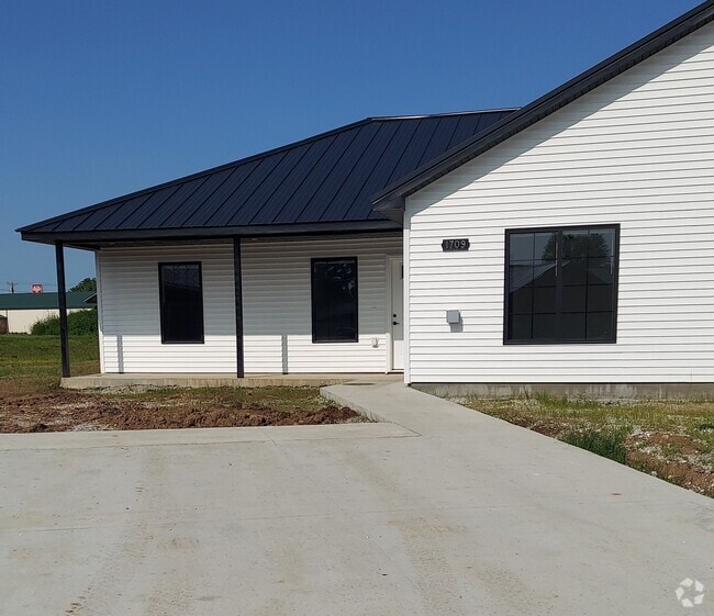 Building Photo - 1709 Soaring Ct Rental