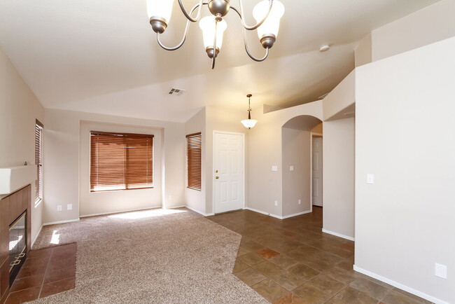 Photo - 8904 Dolente Ave