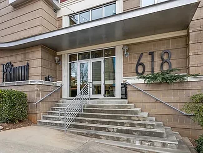 Building Photo - 618 N Boylan Ave Unit 702