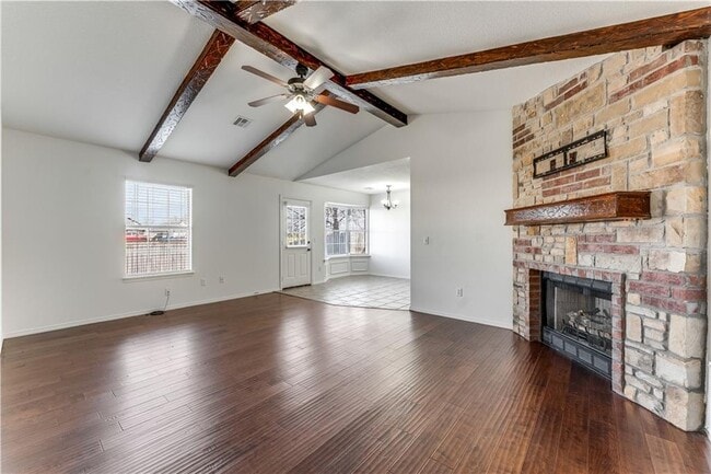 Photo - 804 Tyler St