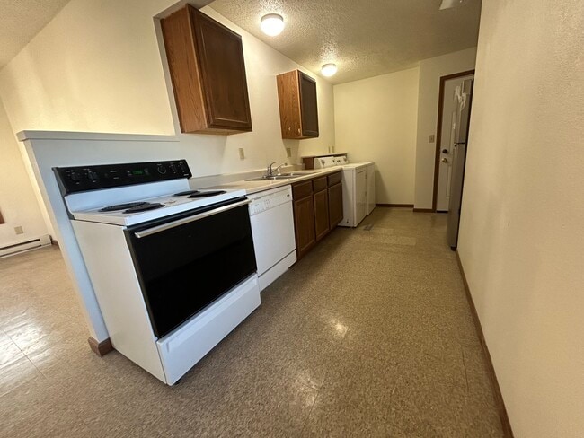 Photo - 2218 Merner Ave