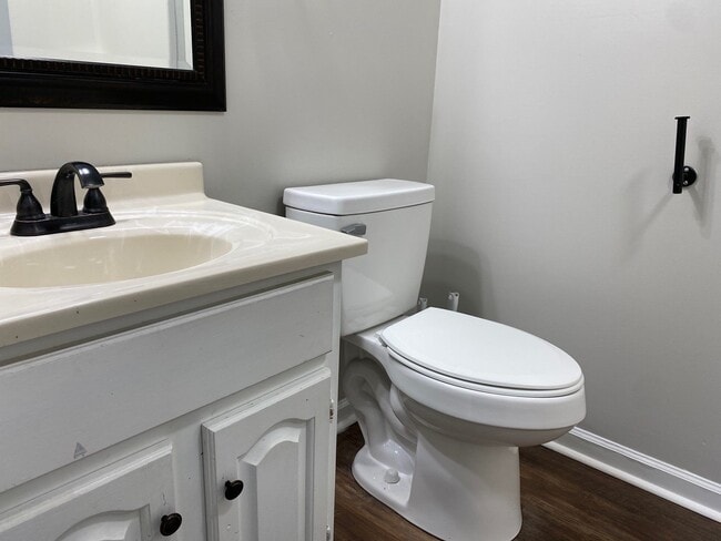 Photo - 107 Breuington St