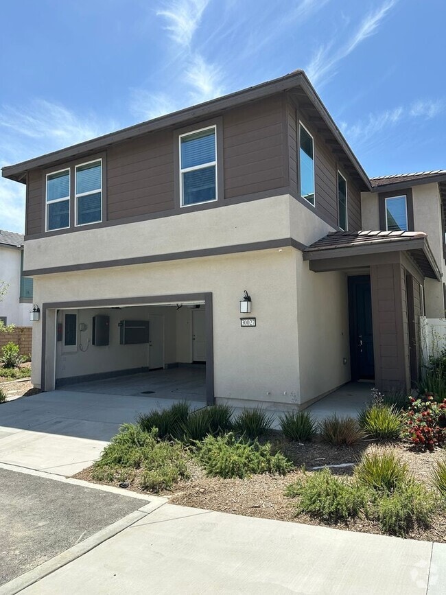 Building Photo - 3 Bedroom Lennar Model for Rent Rental