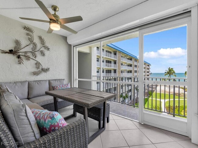 Photo - 25730 Hickory Blvd Unidad 536