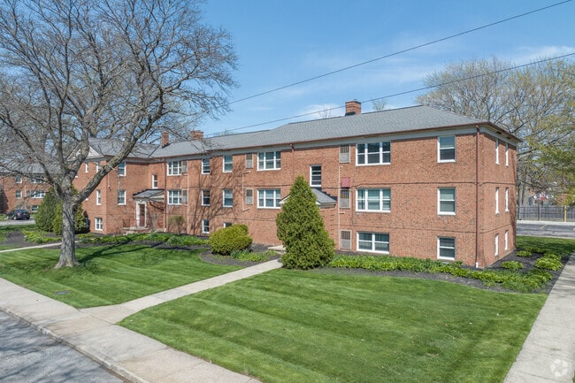 Photo - Lake View Crossing