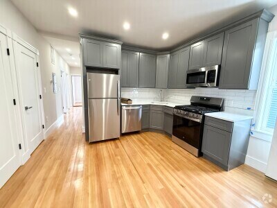 Building Photo - 36 Raven St Unit 3 Rental