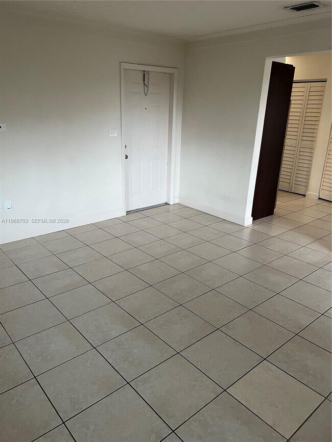 Photo - 890 NW 22nd Ct Unit 890