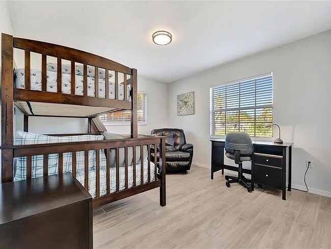 Photo - 2916 Woodcrest Dr