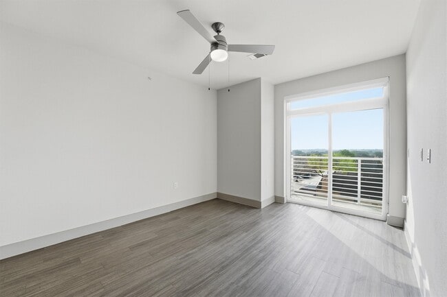 Photo - 6955 Turtlewood Dr Unit 602