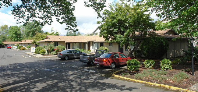 Building Photo - 046-Lancaster Court Rental