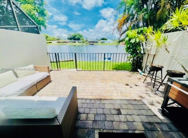 Building Photo - 1666 NW 113th Way Rental