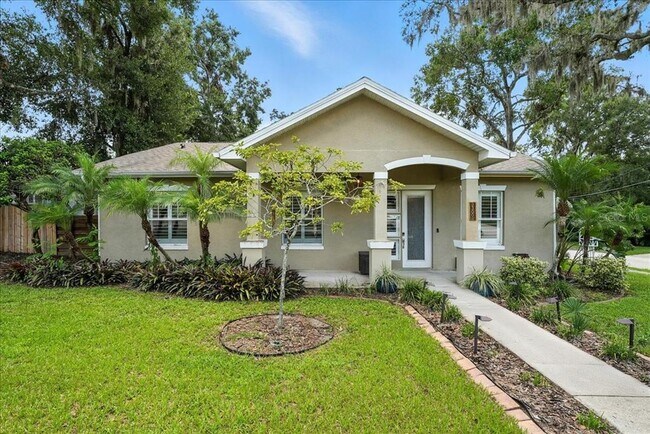 Building Photo - 2300 E Central Blvd Rental