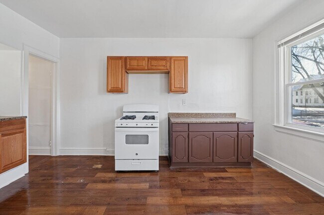 Photo - 1734 W Clarke St