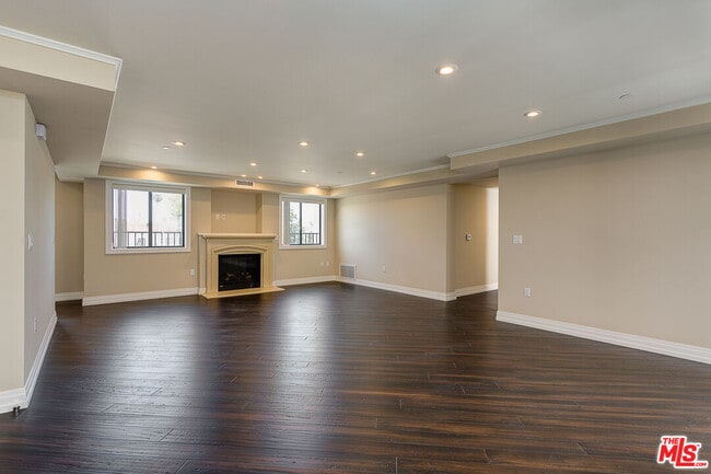 Photo - 1211 9th St Unit 200