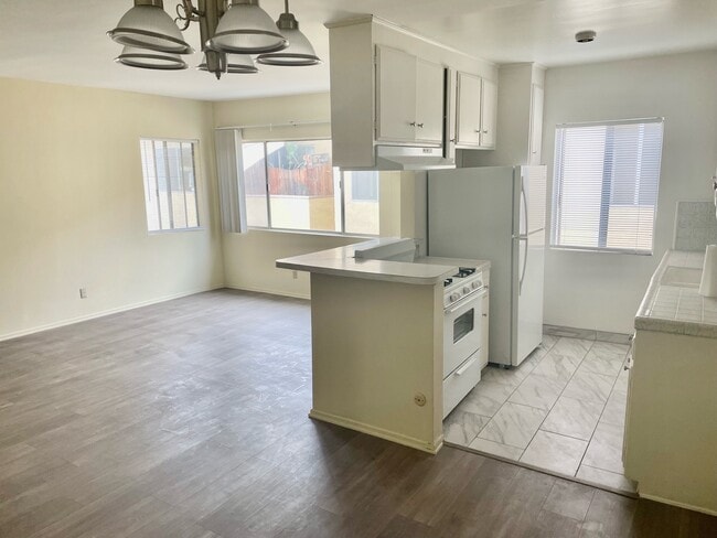 Photo - 1012 N Hudson Ave