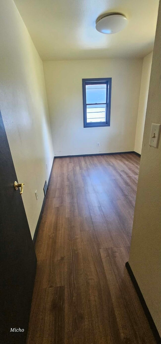 Photo - 2011 Monroe St Unit Lower