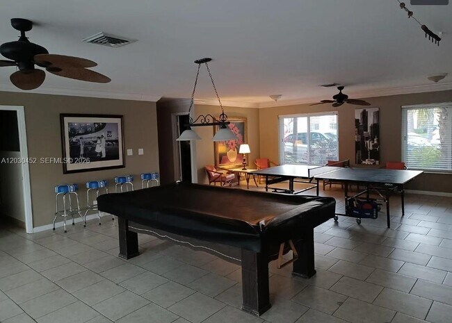 Photo - 136 NE 19th Ct Unit 105F