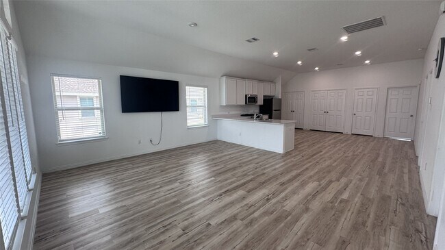 Photo - 15746 Harding Bend Dr