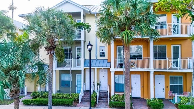 Photo - 1332 SW 2nd Ct Unit 1332