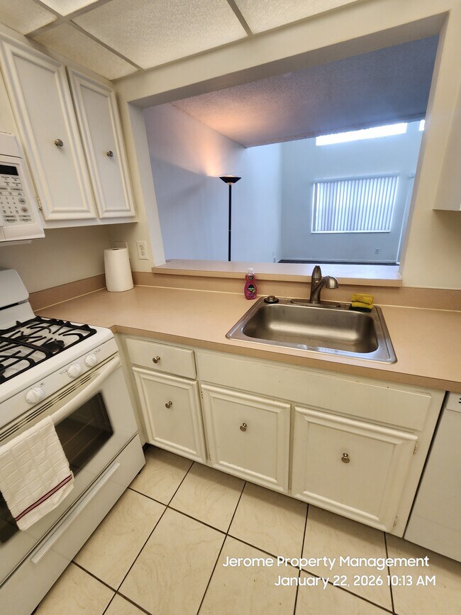 Photo - 18111 NW 68th Ave Unit H 208