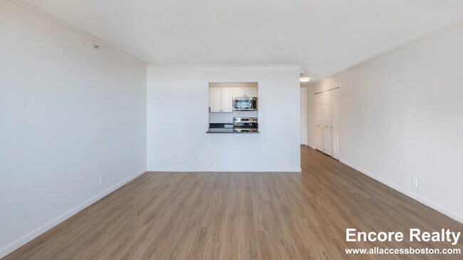 Photo - 72 Staniford St Unidad 5G