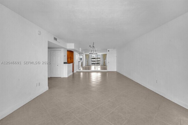 Photo - 10350 W Bay Harbor Dr Unit 8F